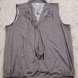 Max Studio blouse Women Size Large split front elastic bottom Office Work casual